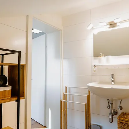 Apartment Komfort Apartments Passau - Komplette Wohnung - Parkplatz - Wlan